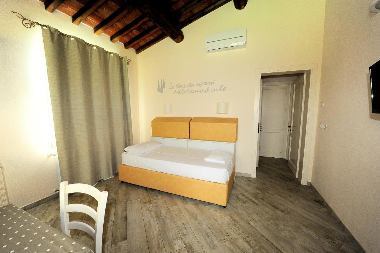 Fattoria Palazzeta - Pet & Family Friendly Aparthotel Cecina  Exterior photo