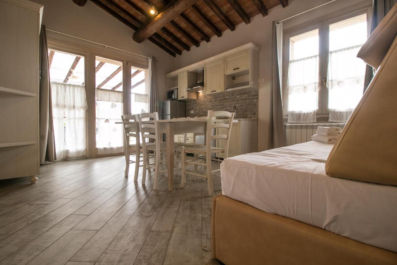 Fattoria Palazzeta - Pet & Family Friendly Aparthotel Cecina  Exterior photo
