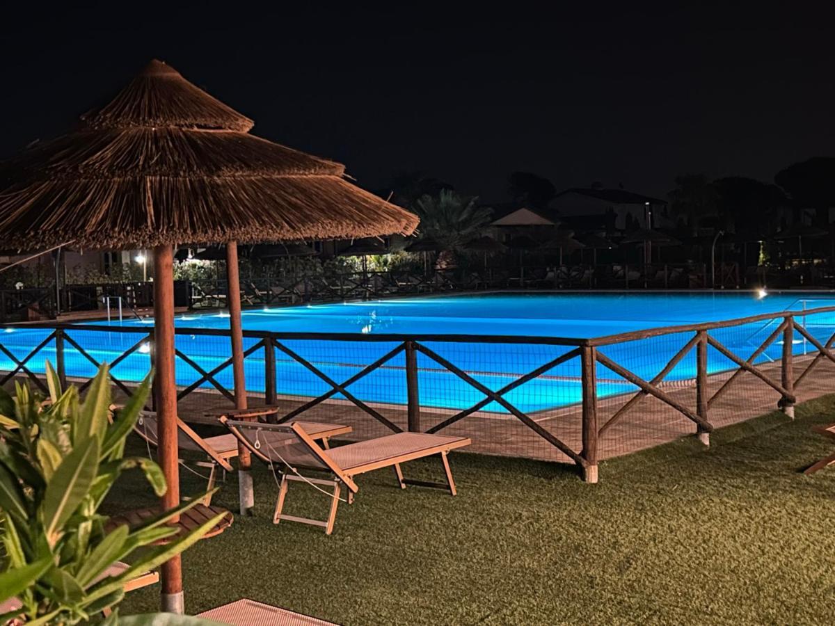 Fattoria Palazzeta - Pet & Family Friendly Aparthotel Cecina  Exterior photo