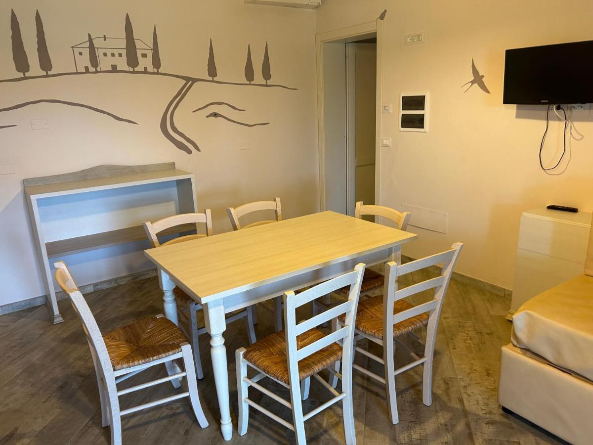 Fattoria Palazzeta - Pet & Family Friendly Aparthotel Cecina  Exterior photo