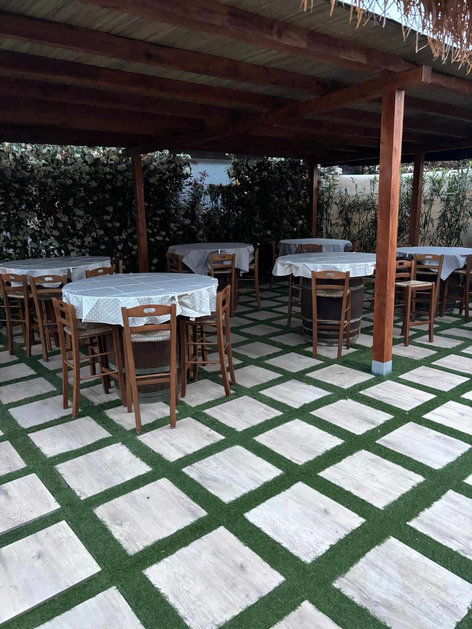 Fattoria Palazzeta - Pet & Family Friendly Aparthotel Cecina  Exterior photo